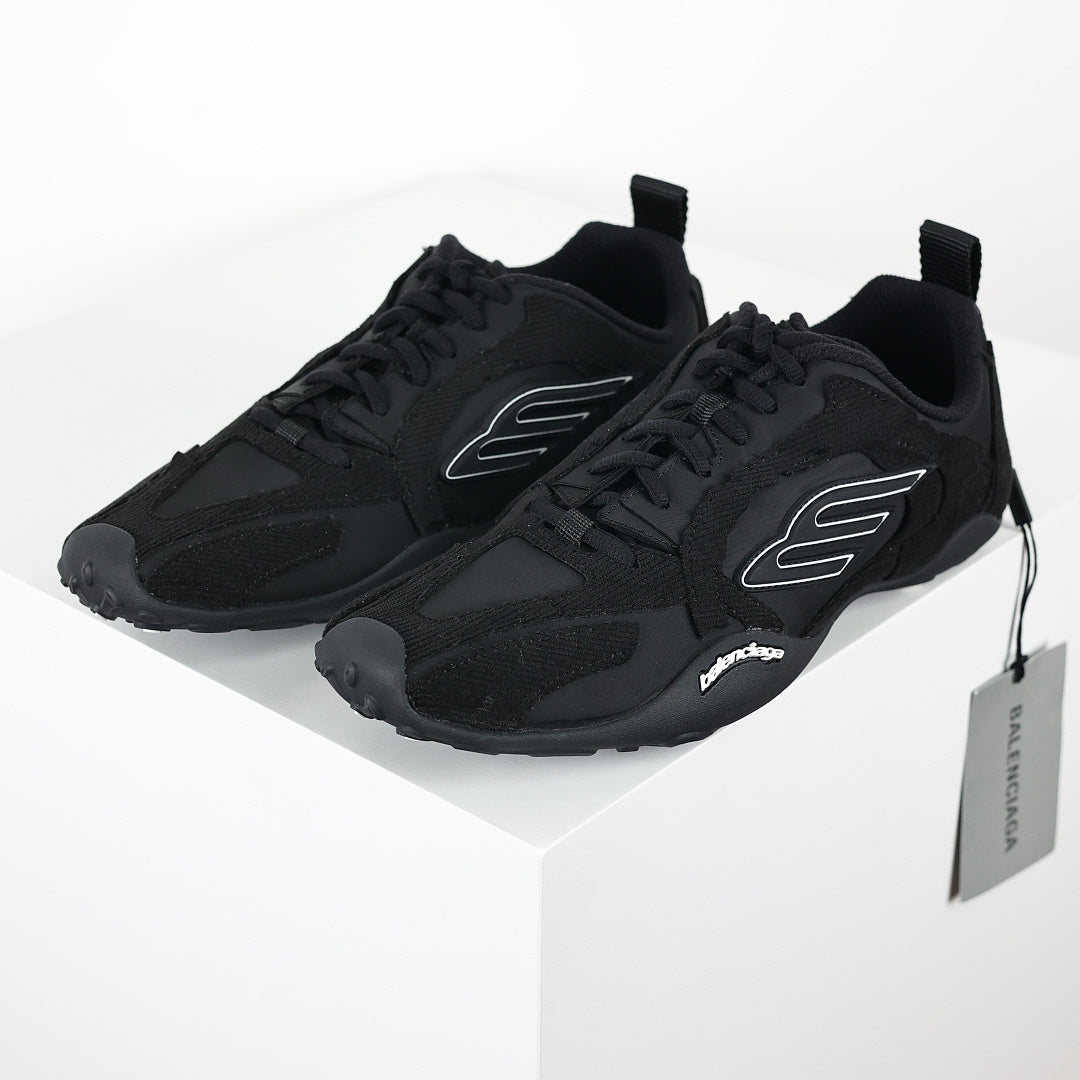 Balenciaga Low-Top Lace-Up Sneaker – All Black
