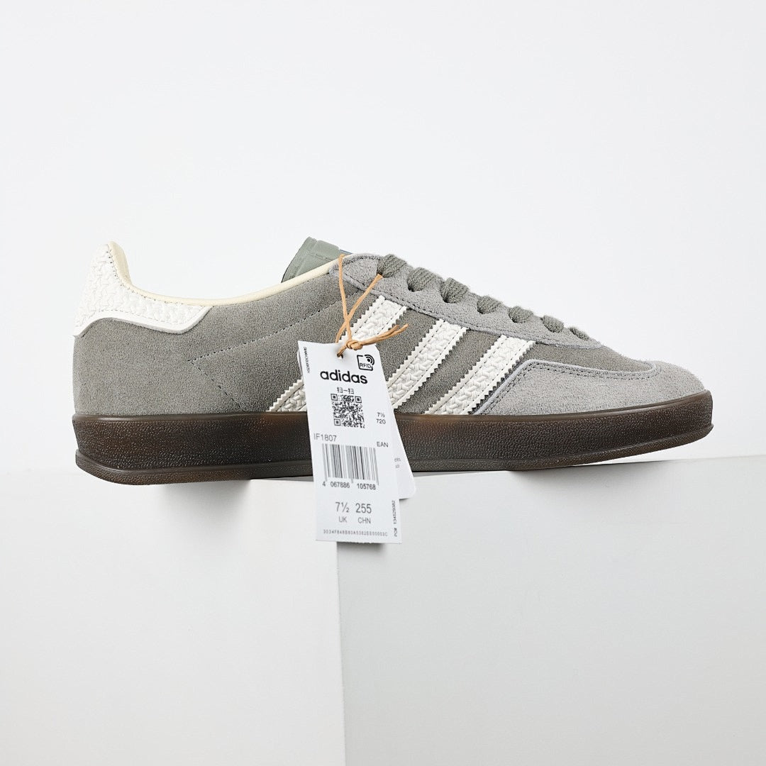 Adidas Samba OG Classic Retro Sneakers