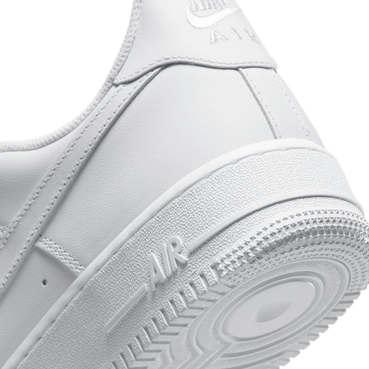 Nike Air Force 1 '07 White Sneakers